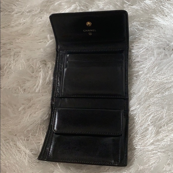 Chanel CC Caviar Wallet - Picture 7 of 16